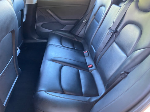 Used 2022 Tesla Model 3 image 29