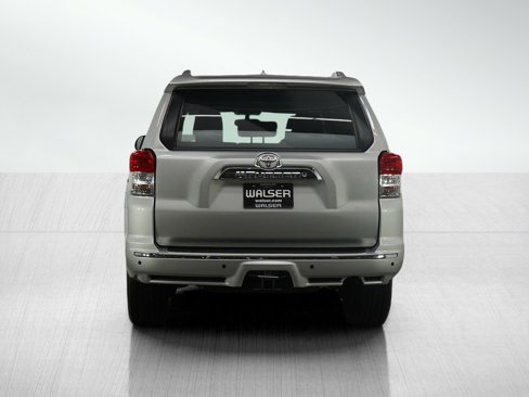 Used 2011 Toyota 4Runner SR5 image 4