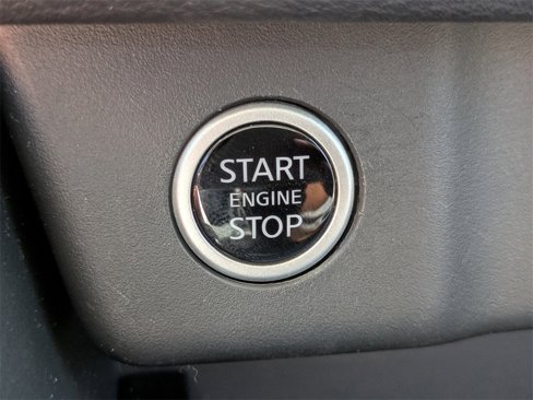 Used 2023 Nissan Rogue SV image 29