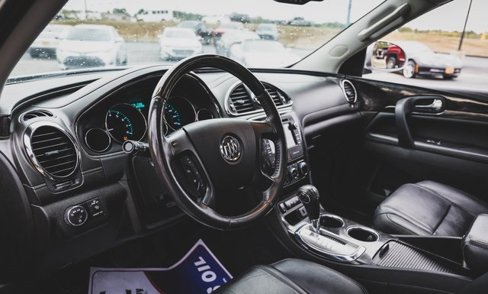Used 2016 Buick Enclave Leather image 2
