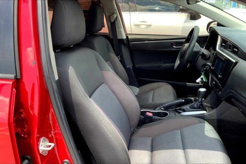 Used 2019 Toyota Corolla LE image 8