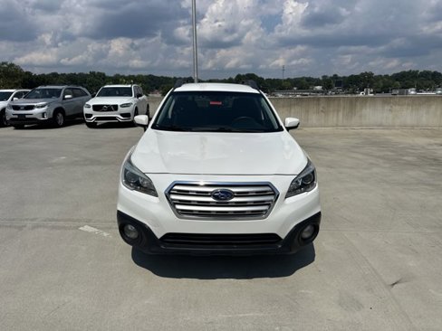 Used 2015 Subaru Outback 2.5i Premium image 3