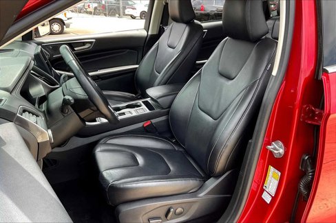 Used 2022 Ford Edge Titanium image 7