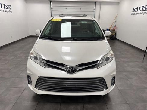 Used 2019 Toyota Sienna XLE Premium image 8