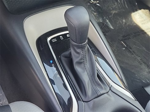 Used 2024 Toyota Corolla LE image 15