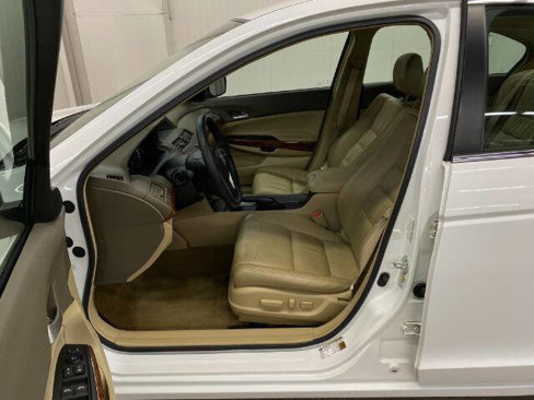 Used 2009 Honda Accord EX-L image 10