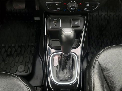Used 2020 Jeep Compass Latitude image 29