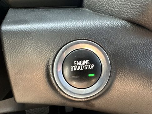 Certified 2022 GMC Terrain SLE w/ Driver Convenience Package image 17
