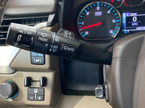 Used 2018 GMC Yukon XL SLT w/ Open Road Package image 13