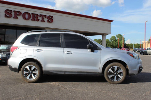 Used 2018 Subaru Forester 2.5i w/ Alloy Wheel Package image 4