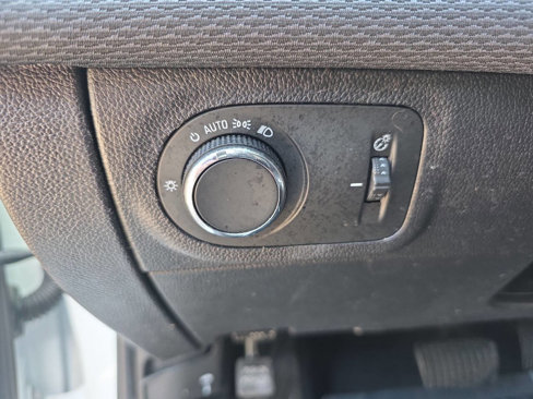 Used 2018 Chevrolet Cruze LS image 20