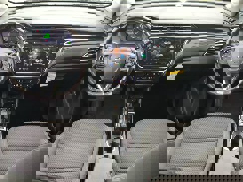 Used 2022 Chevrolet Bolt EUV LT w/ Comfort Package image 15