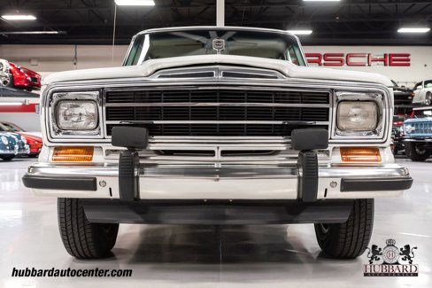 Used 1991 Jeep Grand Wagoneer image 31