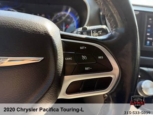Used 2020 Chrysler Pacifica Touring-L image 29