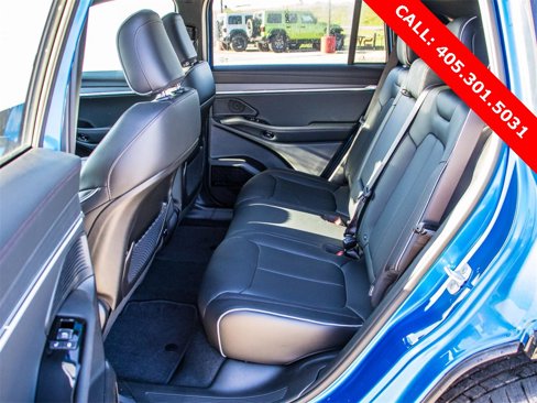 New 2025 Jeep Wagoneer Limited image 27