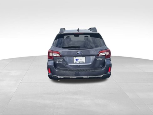Used 2017 Subaru Outback 2.5i Limited image 4