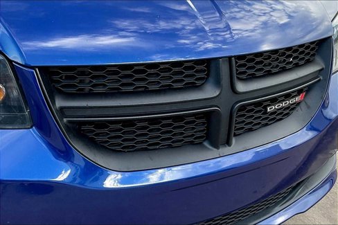 Used 2019 Dodge Grand Caravan GT image 28