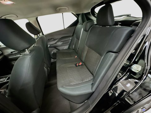 Used 2024 Nissan Kicks SV image 28