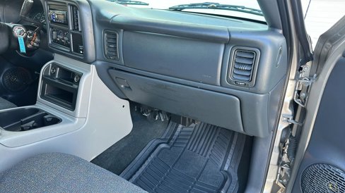 Used 2001 Chevrolet Silverado 1500 2WD Regular Cab image 14