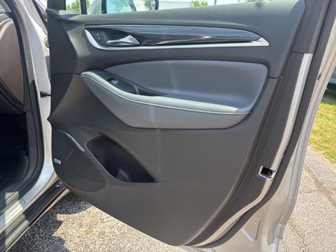 Used 2021 Buick Enclave Essence w/ Sound and Sites Package image 22