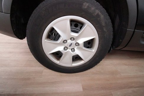 Used 2013 Ford Explorer FWD w/ Class III Trailer Tow Pkg image 72