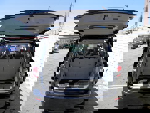 Used 2016 Nissan Quest SV image 15