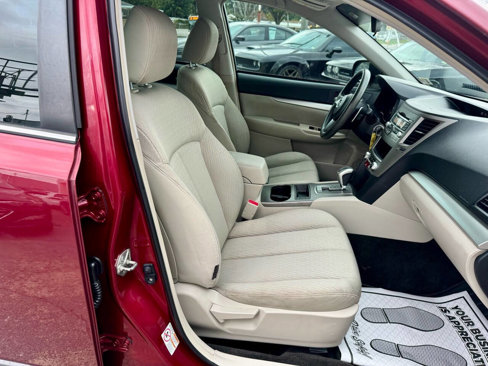 Used 2011 Subaru Outback 2.5i image 11