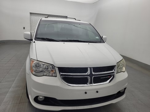 Used 2017 Dodge Grand Caravan SXT image 14