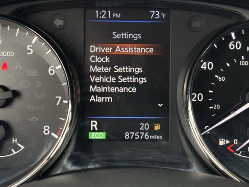 Used 2019 Nissan Rogue SV image 25