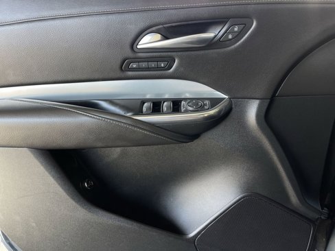 Used 2020 Cadillac XT4 Premium Luxury image 21
