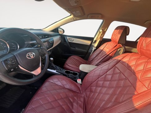 Used 2015 Toyota Corolla L image 9