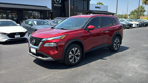 Used 2023 Nissan Rogue SV image 4