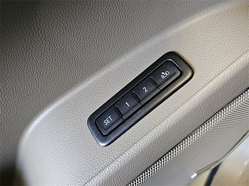 Used 2016 Chevrolet Tahoe LT image 35