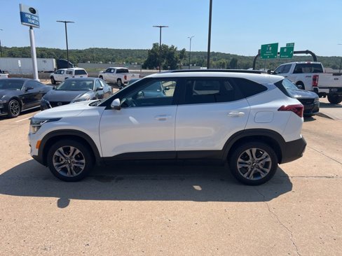Used 2021 Kia Seltos S image 4