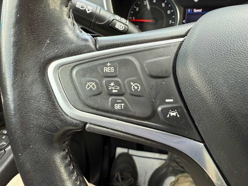Used 2022 Chevrolet Equinox LT image 46