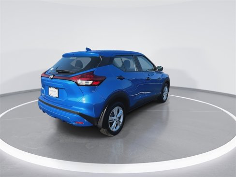 New 2025 Nissan Kicks Play S image 8