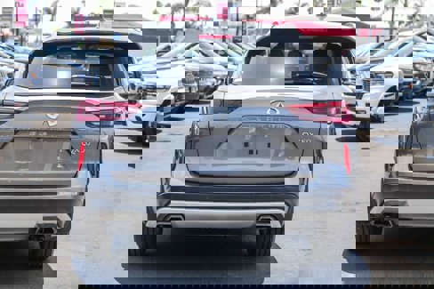 Used 2019 INFINITI QX50 Essential w/ Cargo Package image 5