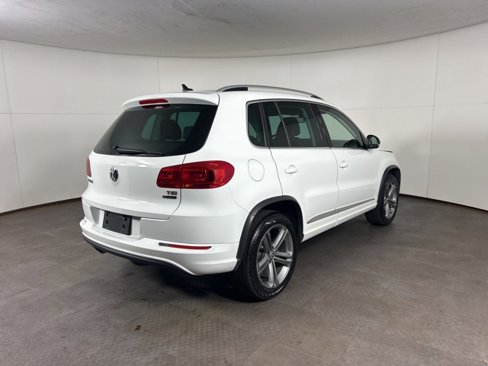 Used 2017 Volkswagen Tiguan Sport image 7