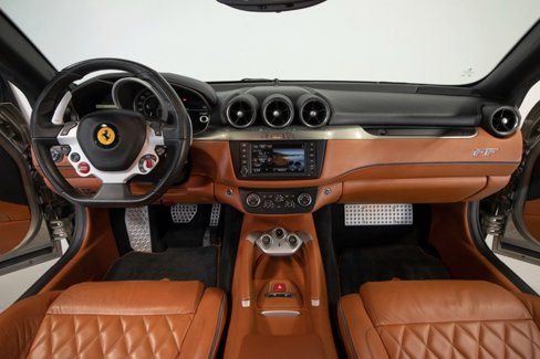 Used 2012 Ferrari FF image 12