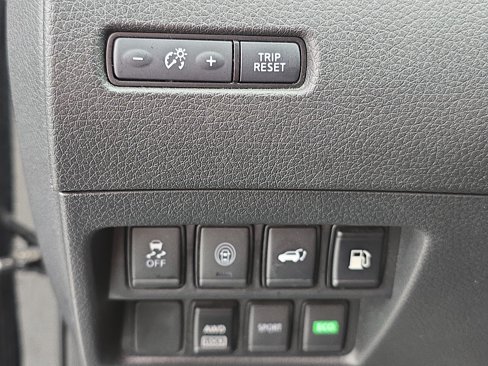 Certified 2019 Nissan Rogue SV image 26