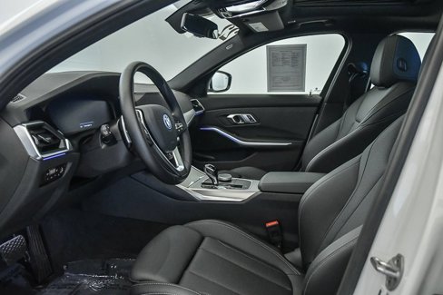 Certified 2022 BMW 330e w/ Premium Package image 17