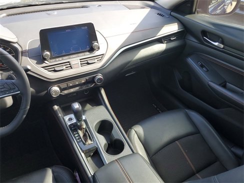 Used 2019 Nissan Altima 2.5 SR image 15
