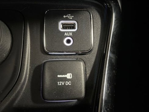 Used 2018 Jeep Compass Limited w/ Safe & Security Group image 23