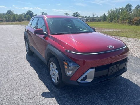 Used 2025 Hyundai Kona SE image 4