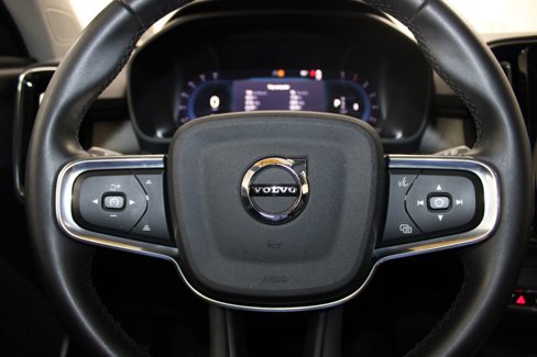 Used 2024 Volvo XC40 B5 Plus w/ Climate Package image 42