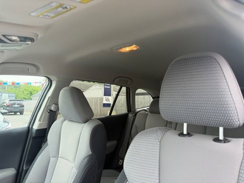 Used 2020 Subaru Outback Premium image 17