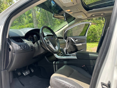 Used 2013 Ford Edge Sport w/ Driver Entry Pkg image 17