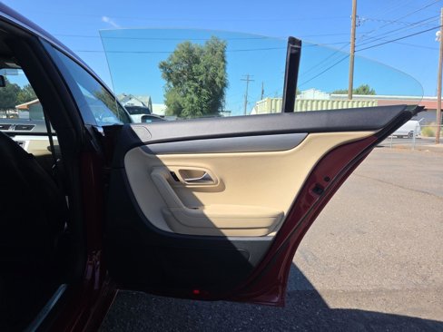 Used 2014 Volkswagen CC Sport image 36