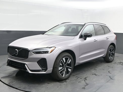 New 2026 Volvo XC60 B5 Core w/ Climate Package image 3