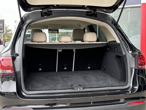 Used 2022 Mercedes-Benz GLC 300 4MATIC image 23